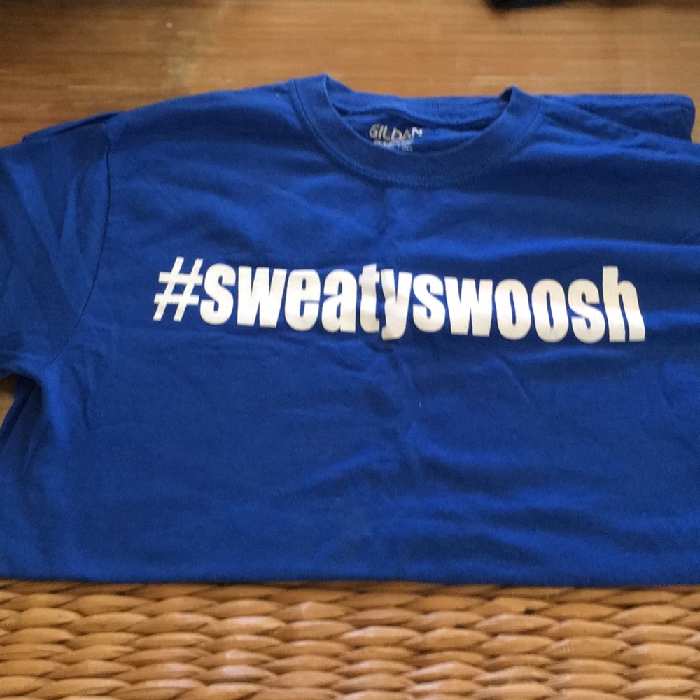 Swooshcats t shirt size small men’s blue cotton